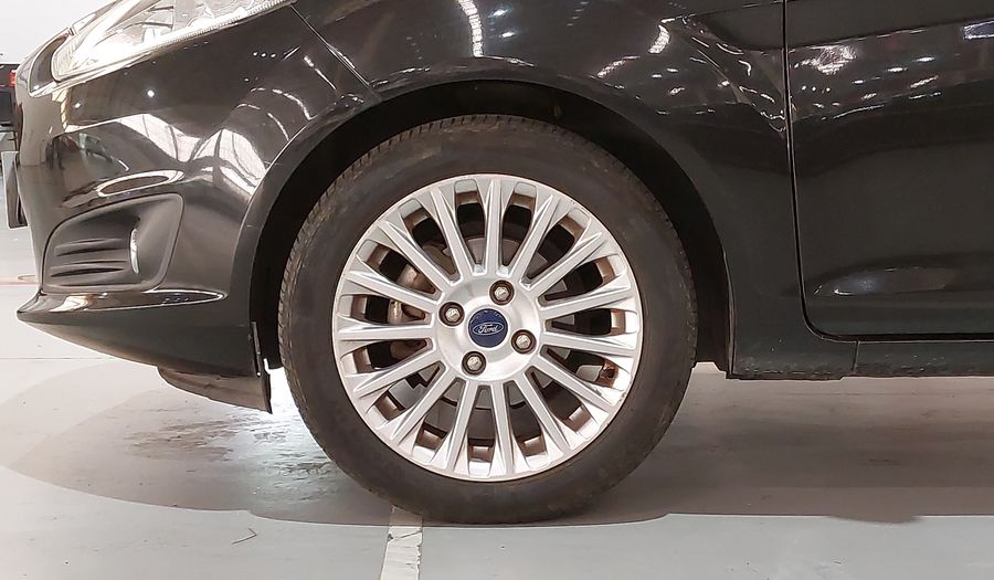 Ford Fiesta 1.6 16V TIVCT SEDAN TITANIUM POWERSHIFT Sedan 2015