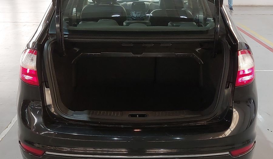 Ford Fiesta 1.6 16V TIVCT SEDAN TITANIUM POWERSHIFT Sedan 2015