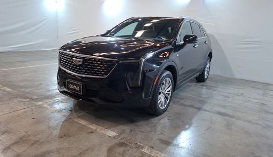 Cadillac • XT4