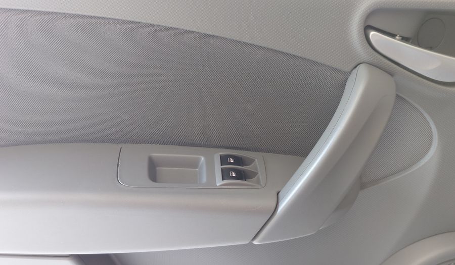 Fiat Palio 1.4 ATTRACTIVE Hatchback 2015