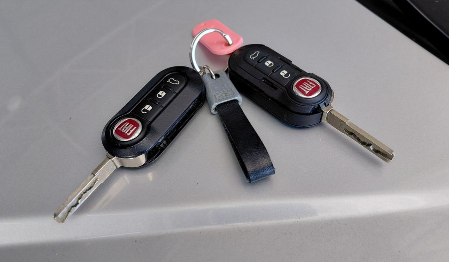 Fiat Palio 1.4 ATTRACTIVE Hatchback 2015