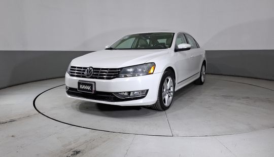 Volkswagen • CC