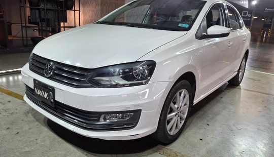 Volkswagen • Vento