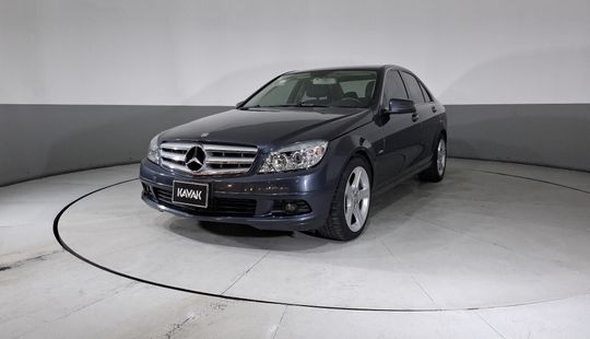 Mercedes Benz • Clase C