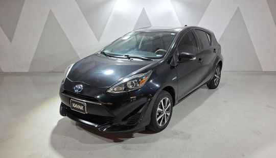 Toyota • Prius C