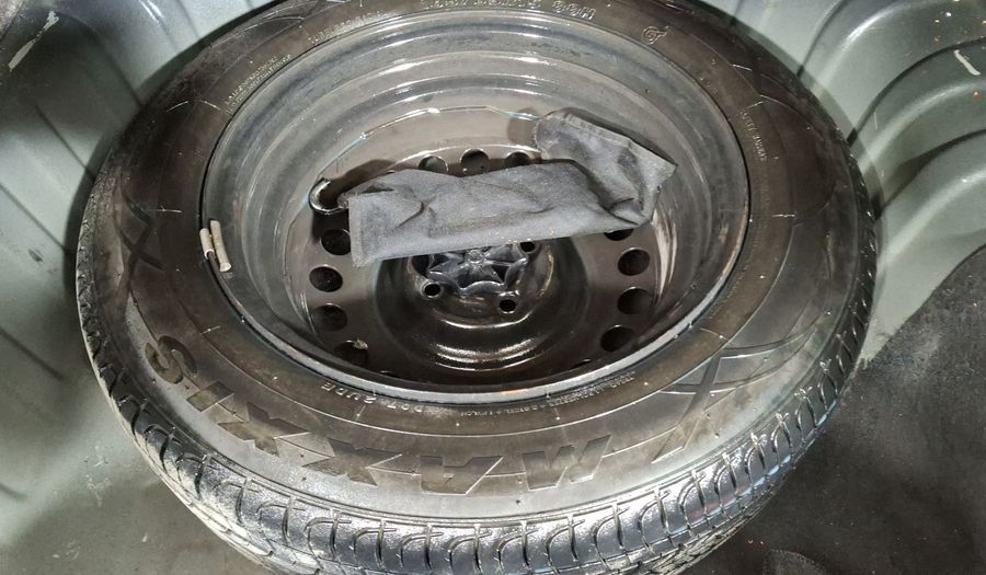 Nissan Versa 1.6 ADVANCE TA AC Sedan 2016