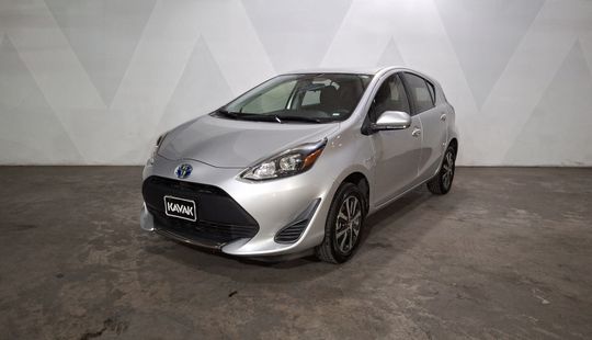 Toyota • Prius C