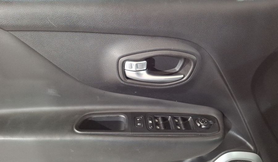 Jeep Renegade 1.8 LATITUDE AUTO Suv 2019