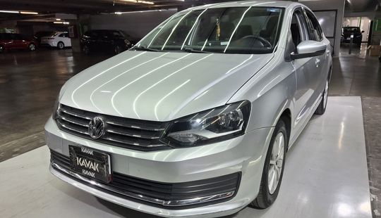 2019 • 71,110 km • Manual