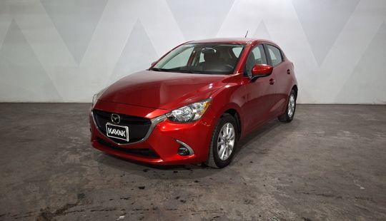 Mazda • Mazda 2