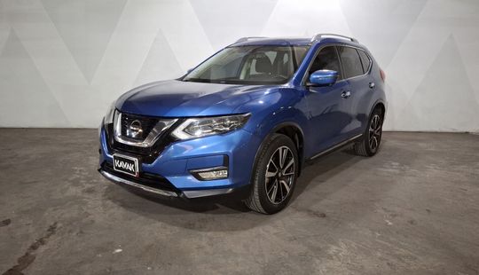 Nissan • X-Trail