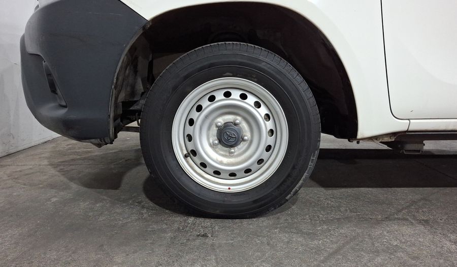 Toyota Hilux 2.7 CHASIS CABINA Pickup 2021