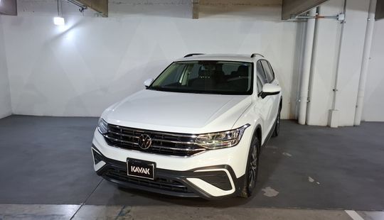 Volkswagen • Tiguan