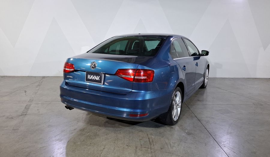 Volkswagen Jetta 2.5 SPORTLINE BOLSA PAQWELT TECHO TIP. Sedan 2015