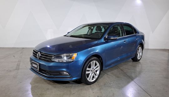Volkswagen • Jetta