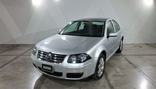 Volkswagen • Jetta Clasico