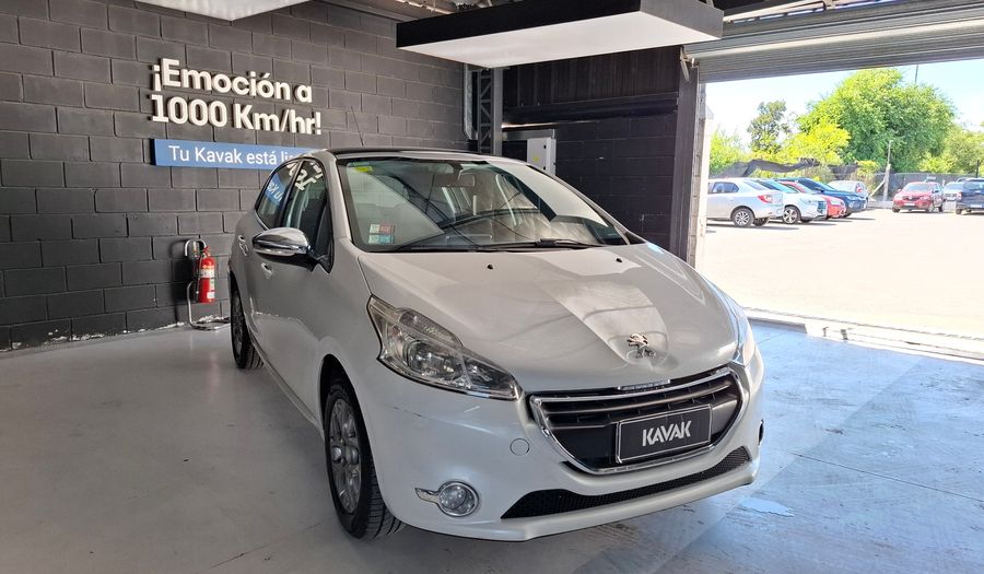 Peugeot 208 1.6 ALLURE TOUCHSCREEN MT Hatchback 2015