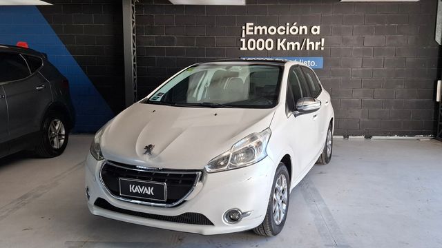 Peugeot • 208