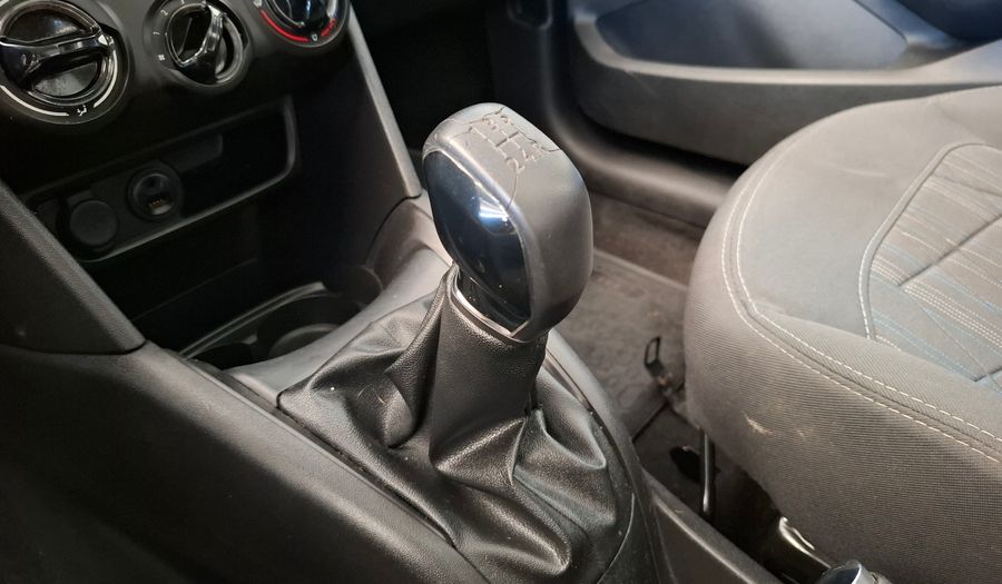 Peugeot 208 1.6 ALLURE TOUCHSCREEN MT Hatchback 2015