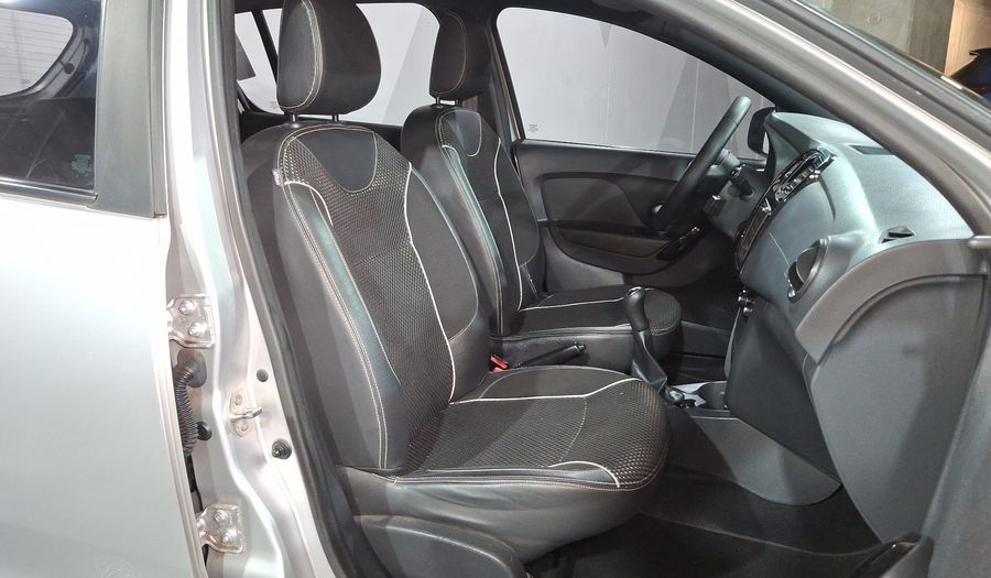 Renault Stepway 1.6 ZEN MT Hatchback 2023