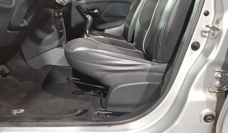 Renault Stepway 1.6 ZEN MT Hatchback 2023