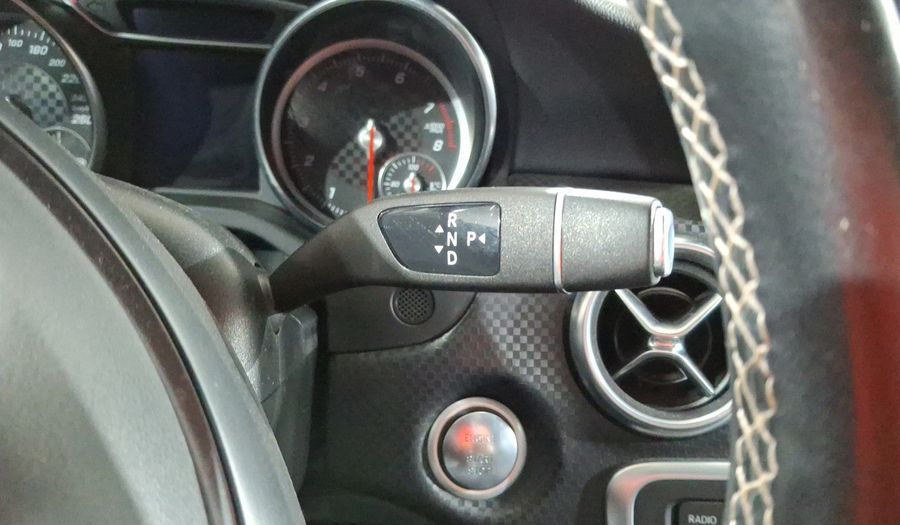 Mercedes Benz Clase A 1.6 200 URBAN Hatchback 2017