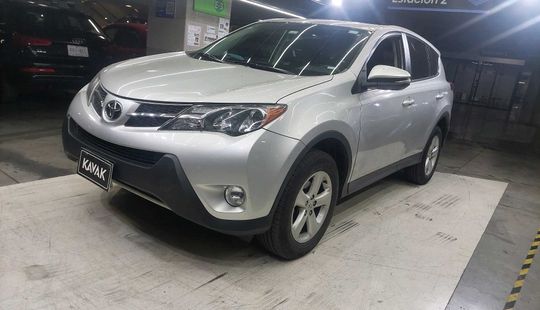 Toyota • RAV4