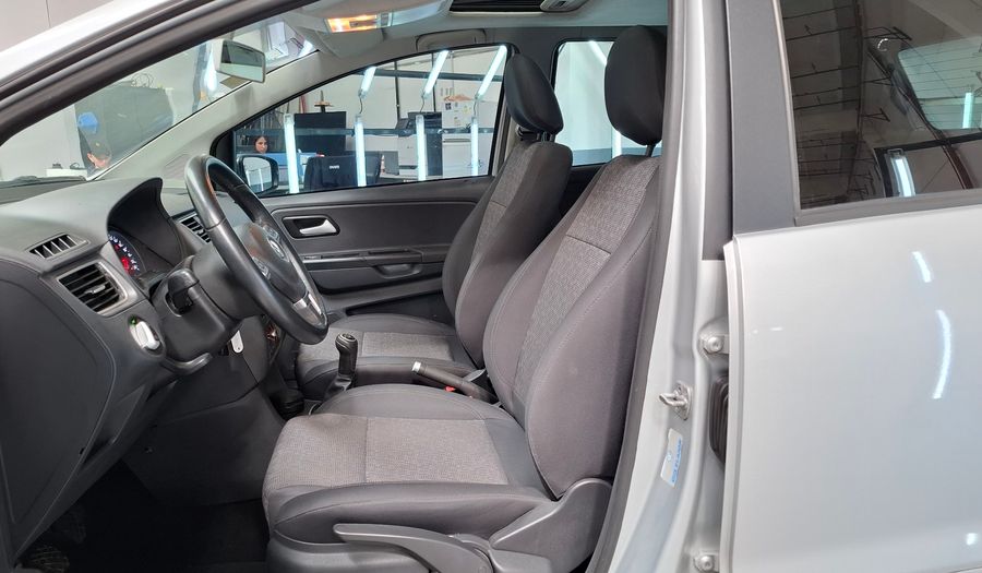 Volkswagen Fox 1.6 HIGHLINE Hatchback 2014