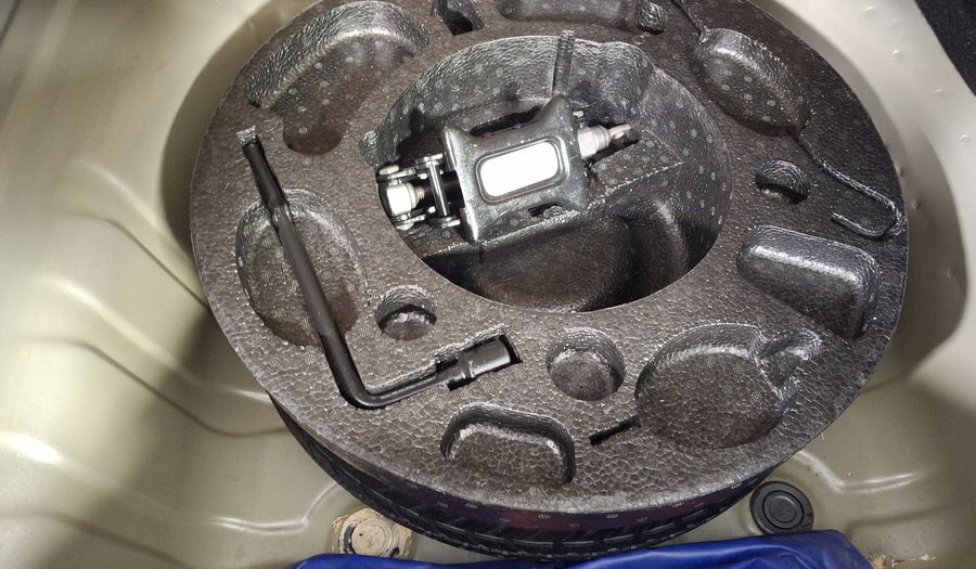 Chevrolet Aveo 1.6 J AT Sedan 2016