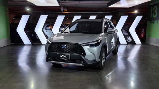 Toyota • Corolla Cross