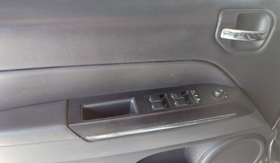 Jeep Compass 2.4 AUTO LIMITED 4WD Suv 2012