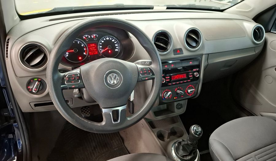 Volkswagen Voyage 1.6 HIGHLINE MY17 Sedan 2016