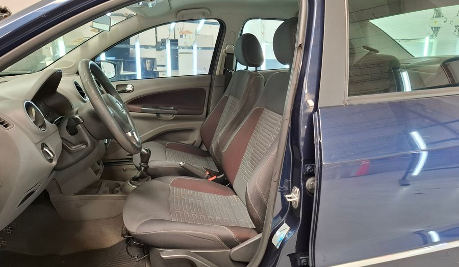 Volkswagen Voyage 1.6 HIGHLINE MY17 Sedan 2016