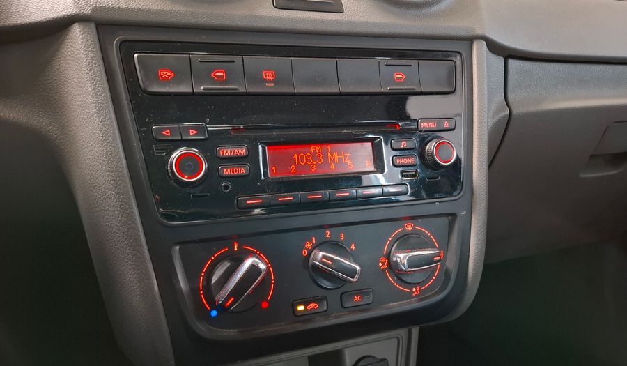 Volkswagen Voyage 1.6 HIGHLINE MY17 Sedan 2016