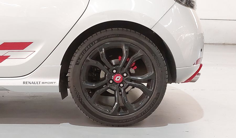 Renault Sandero HI RS RACING SPIRIT Hatchback 2018