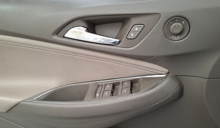 Chevrolet Cruze Ii 1.4 LTZ PLUS AT Hatchback 2018