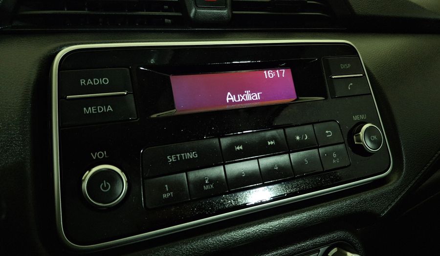 Nissan Versa 1.6 SENSE Sedan 2021