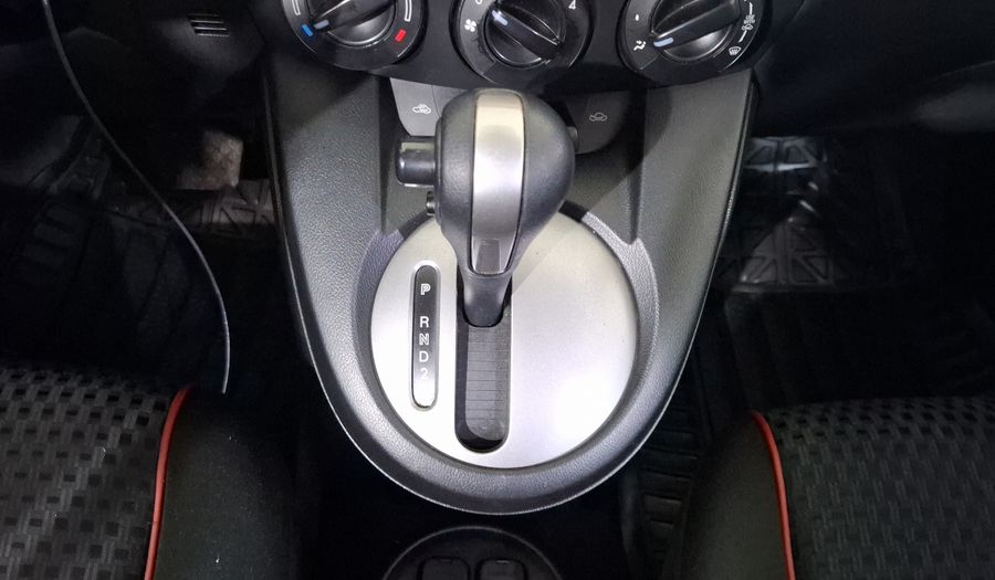 Mazda 2 1.5 TOURING TA Hatchback 2014