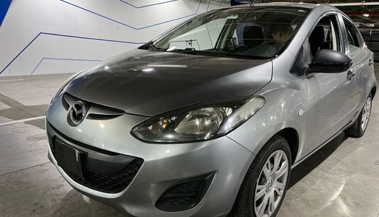 Mazda • Mazda 2