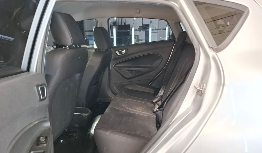 Ford Fiesta Kinetic Design 1.6 SE Hatchback 2016