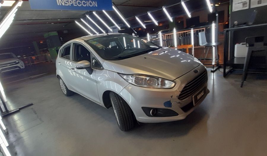 Ford Fiesta Kinetic Design 1.6 SE Hatchback 2016