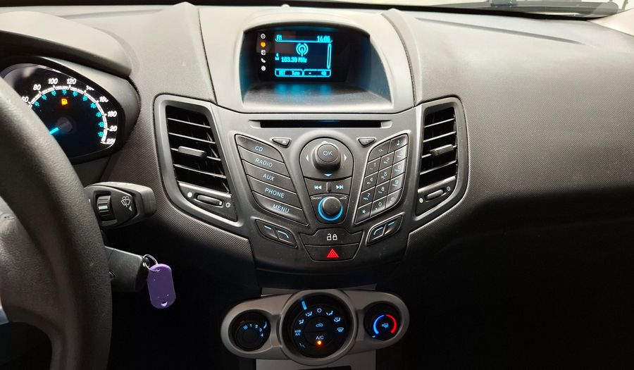 Ford Fiesta Kinetic Design 1.6 SE Hatchback 2016