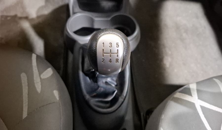 Chevrolet Spark 1.2 LT B MT Hatchback 2014