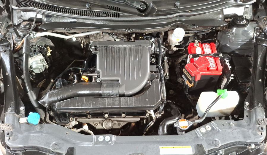 Suzuki Swift 1.4 GLX MT Hatchback 2014