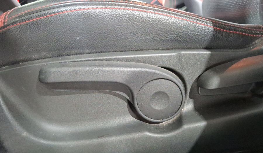 Suzuki Swift 1.4 GLX MT Hatchback 2014