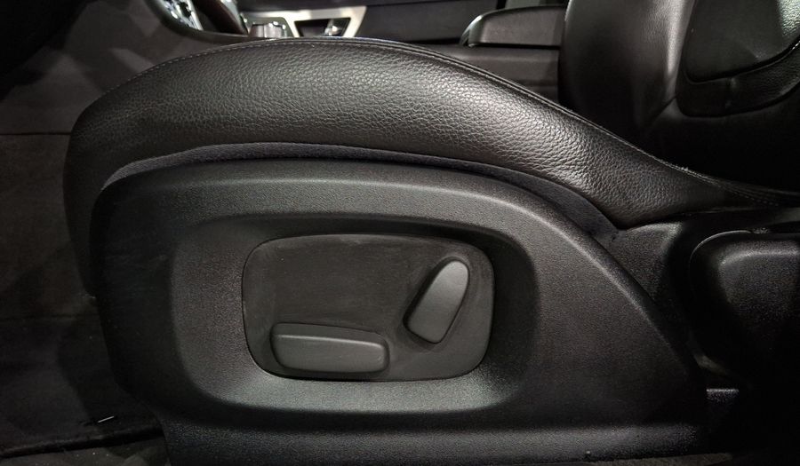 Jaguar Xf 2.0 AT I4 LUXURY Sedan 2013