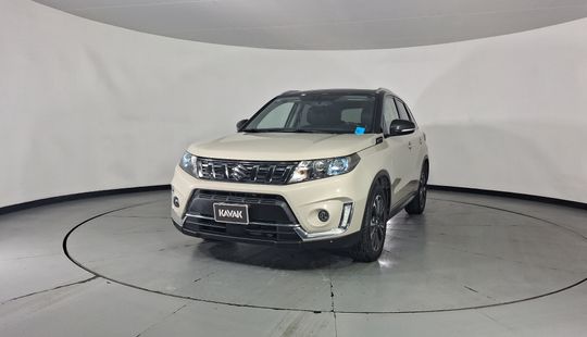 Suzuki • Vitara