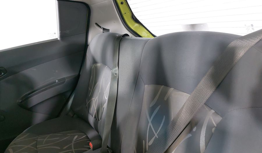 Chevrolet Spark 1.4 LT B MT Hatchback 2017