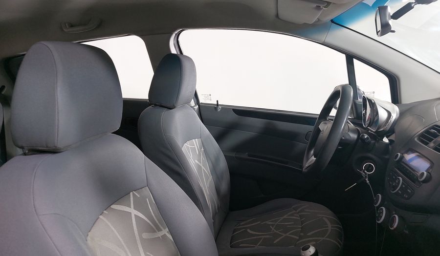 Chevrolet Spark 1.4 LT B MT Hatchback 2017