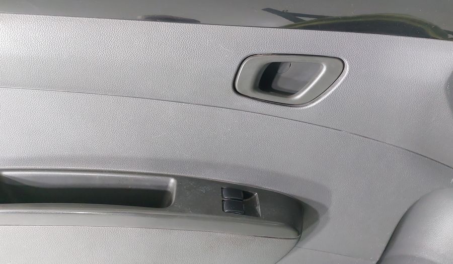 Chevrolet Spark 1.4 LT B MT Hatchback 2017